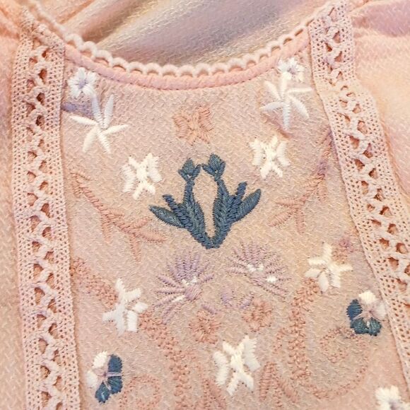 Suzanne Betro Pink Lace Blouse. Soft Girl - Picture 10 of 10